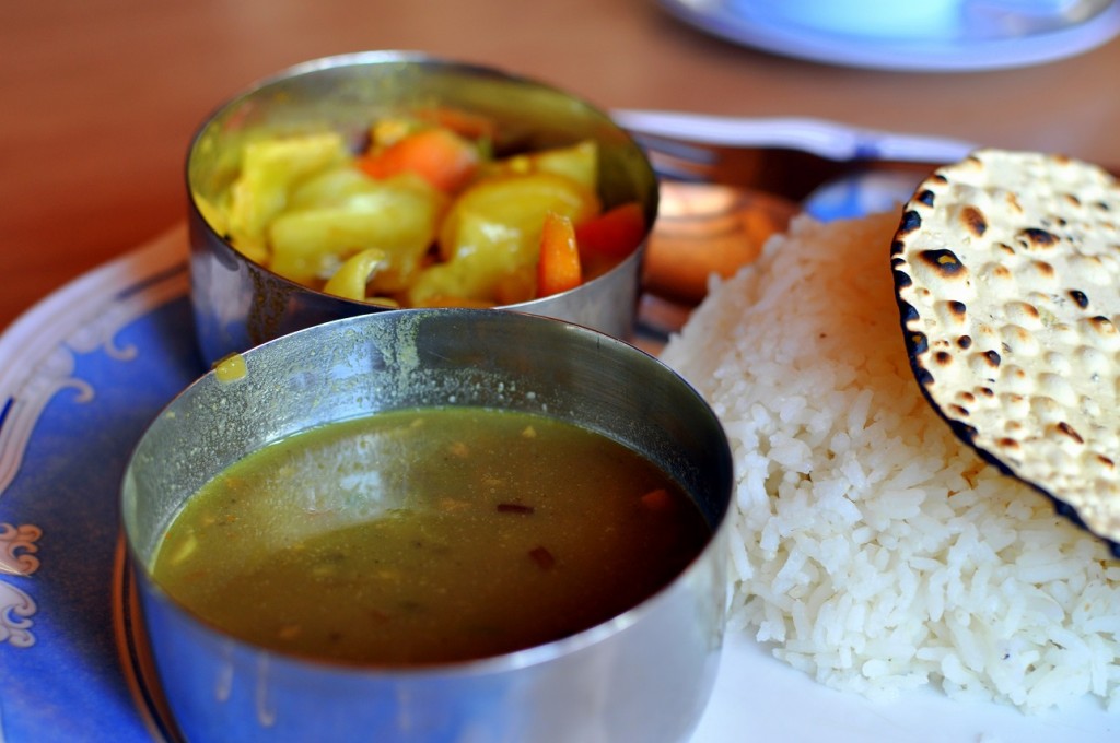 Népal : manger_dal bhat