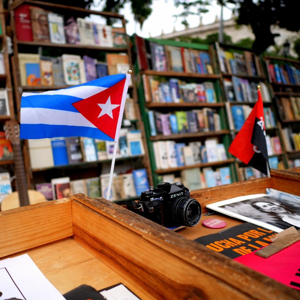 Cuba, Plaza de Armas, La Havane
