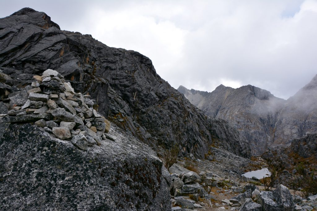 Col (4870m), Trek de l'Alpamayo