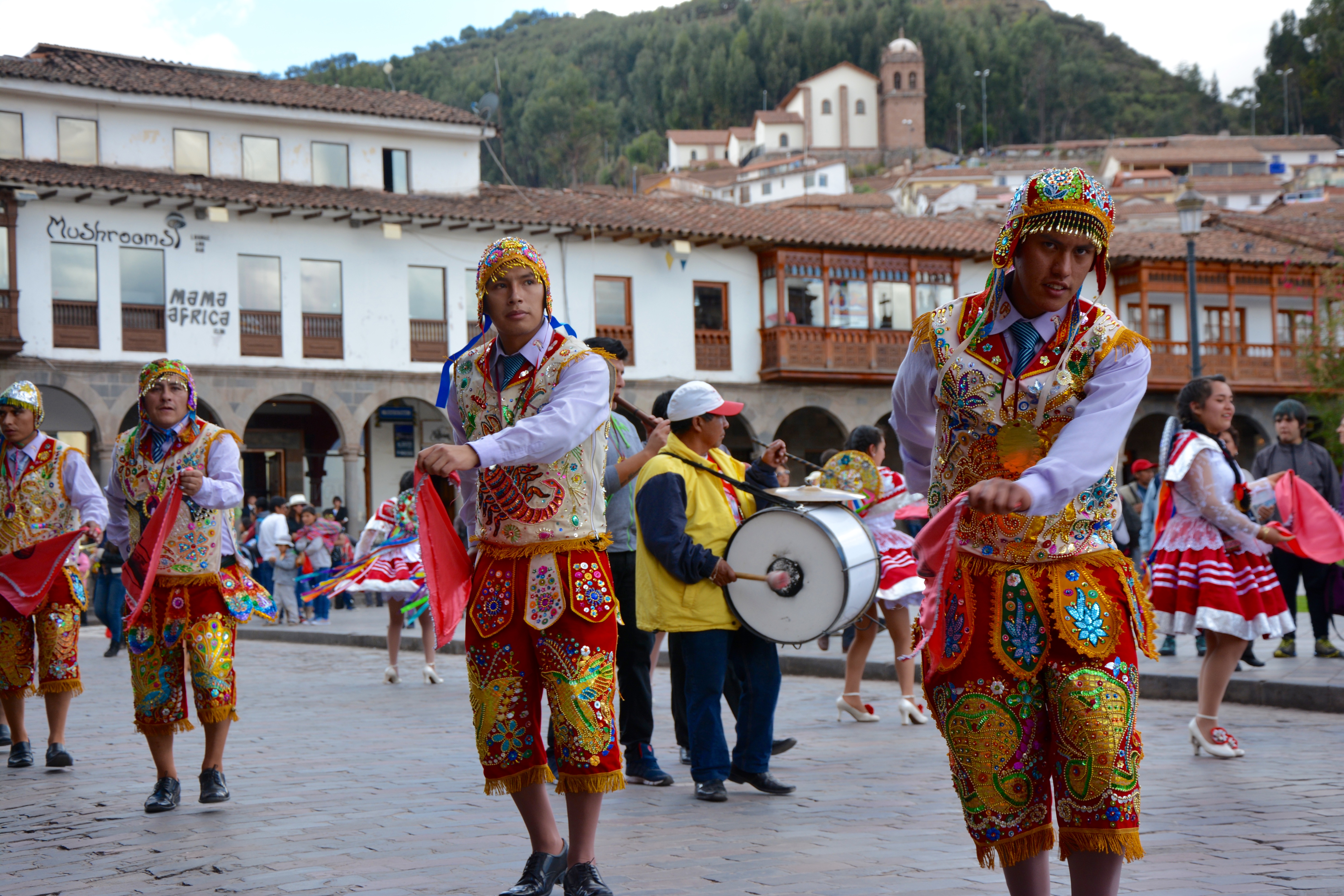 Procession, Plaza de Armas