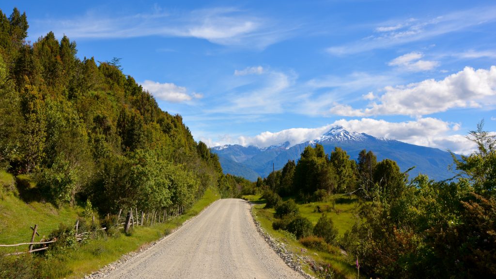 Carretera austral, volcan Yates